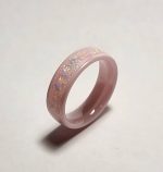 Pink resin ring with rainbow colored flakes - Image 4